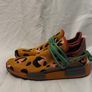 Men’s adidas x Pharrell NMD HU Animal print